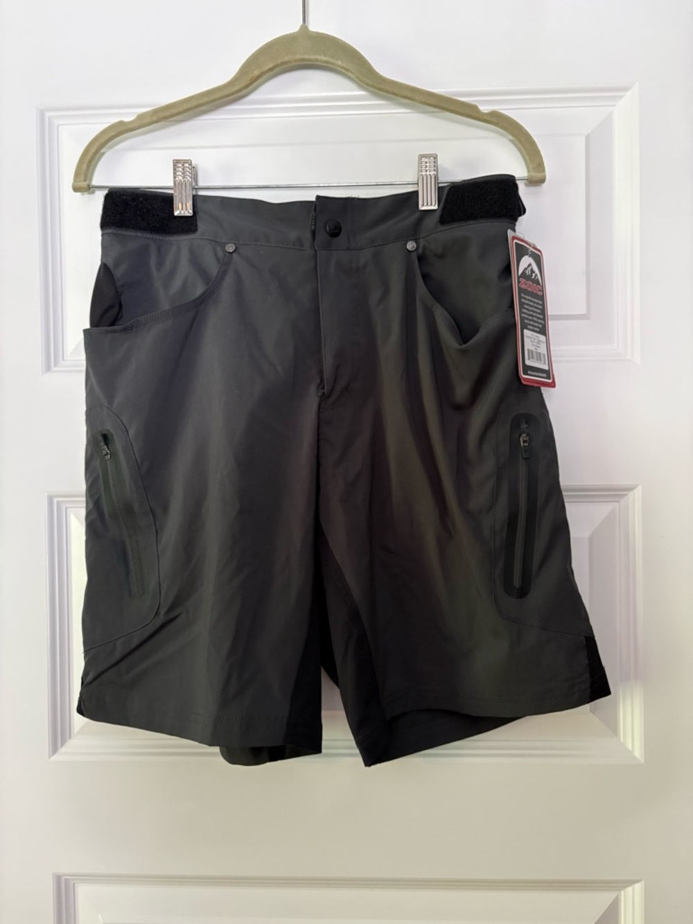 Zoic Men's Bike/Outdoor Shorts with Zipper Pockets